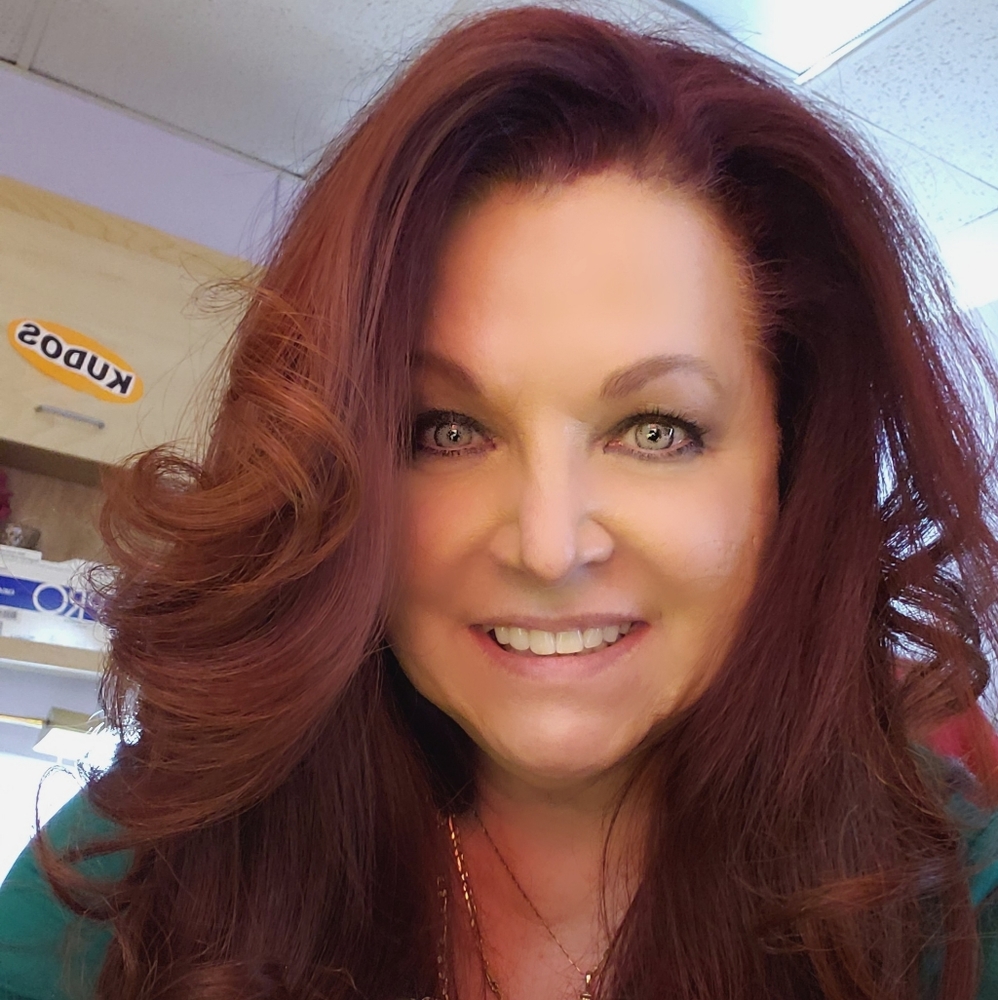 Meet your Posher, Dana